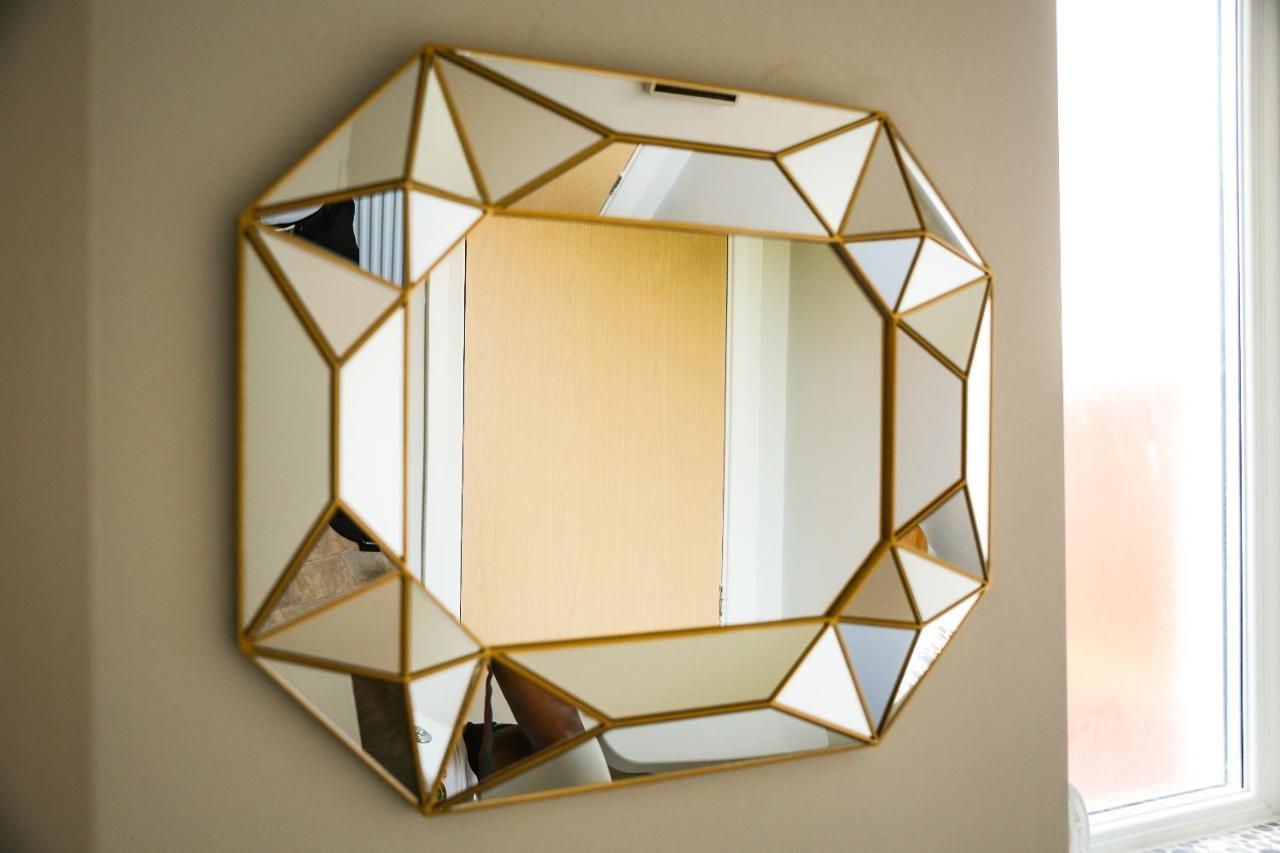 Crystal Home Manchester Esterno foto
